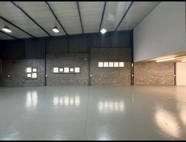 490M² WAREHOUSE TO LET IN BARBEQUE DOWNS